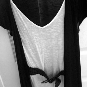 Cute top with belt attached for looks